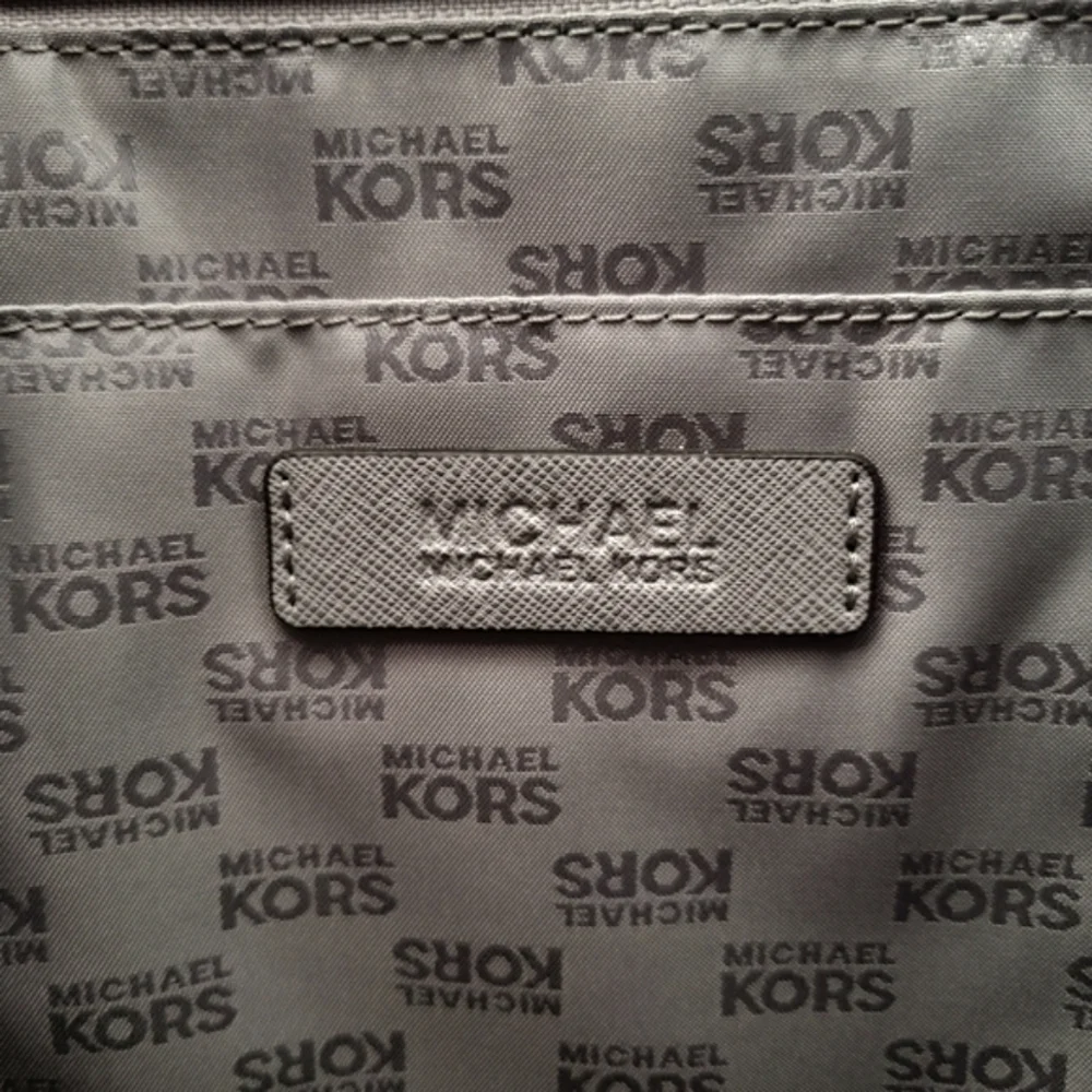 Michael Kors Gray Tote Shoulder Bag - Picture 6 of 11